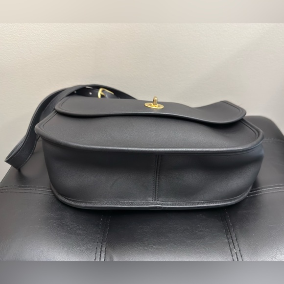 Coach City Black Bag - Picture 7 of 11
